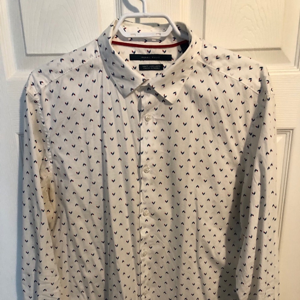 Long-Sleeve Dress Shirt with Pattern